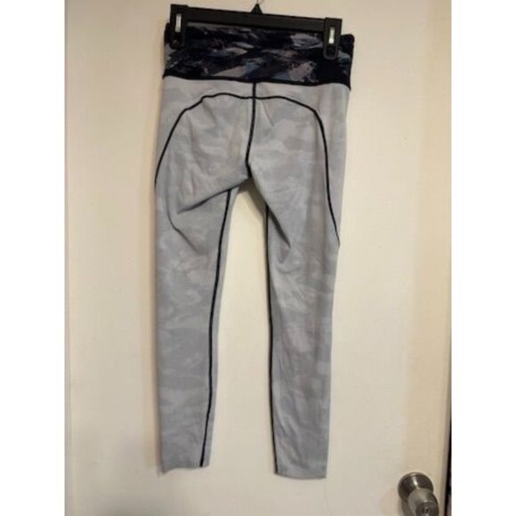 Lululemon Camouflage Leggings Black/Bluish/Gray Size 6 - Picture 9 of 16